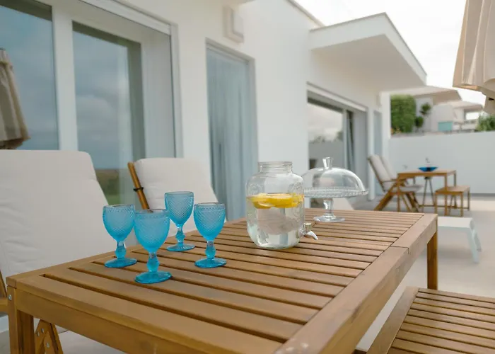 Marlin House Vii * Ferrel (Leiria)