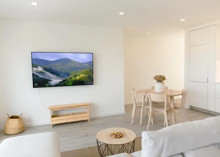 Semesterbostad Marlin House Vii *