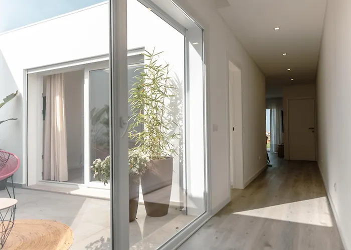 Marlin House Vii Ferrel (Leiria)